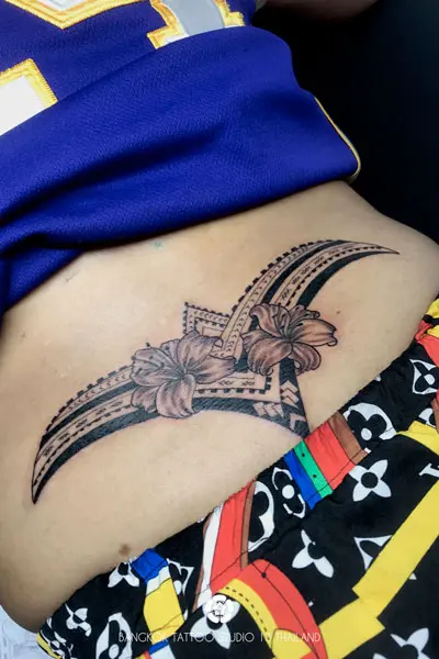 tribal-samoan-tattoo-traditional