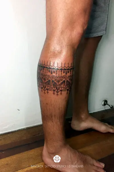 blackwork-tattoo-pattern-maya-aztec