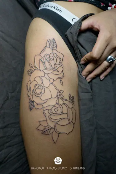 black-ink-tattoo-roses-lines