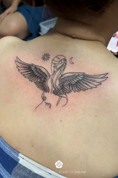 fine-line-tattoo-angel-back-woman-thailand