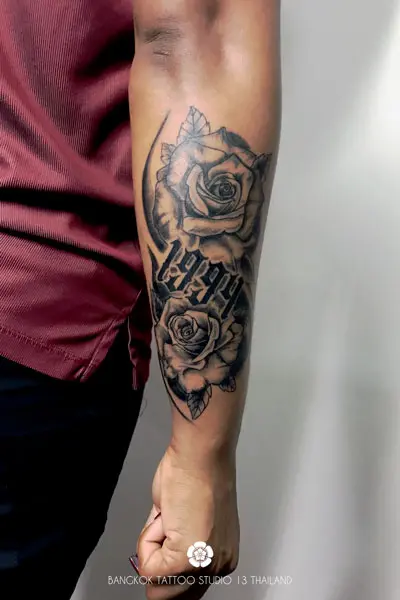 blackwork-tattoo-flowers-roses-date-1994