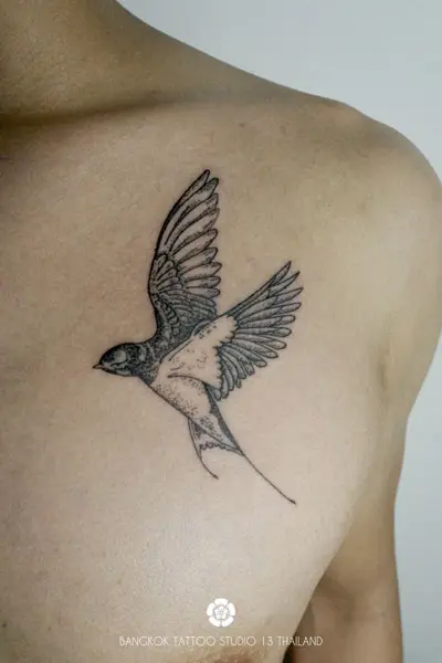 dotwork-tattoo-bird-swallow