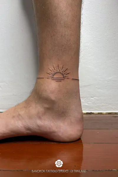 fine-line-sunset-continus-line-tattoo-ankle