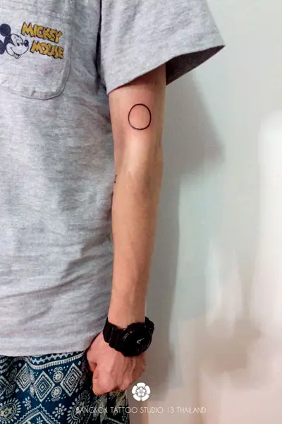 geometric-tattoo-circle