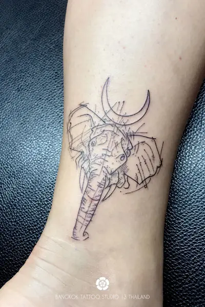 graphic-balck-ink-tattoo-elephant