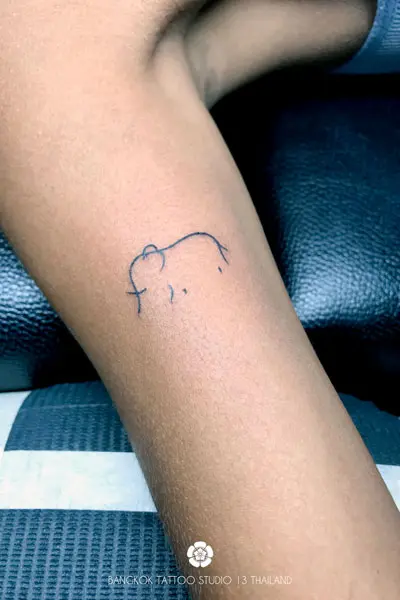 minimalist-tattoo-fine-line-abstract-small-elephant