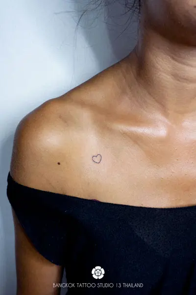 minimalist-tattoo-fine-line-heart
