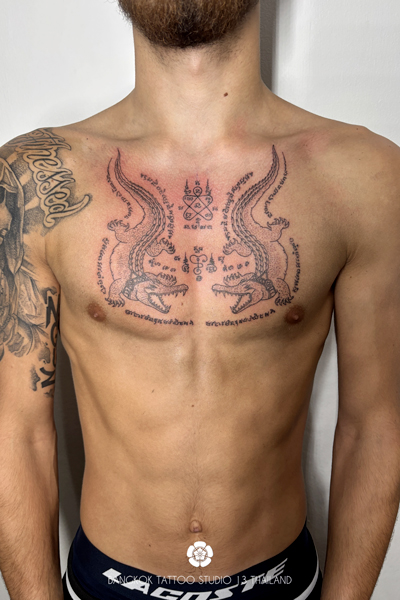 sak-yant-2-crocodile-tattoo-thailand