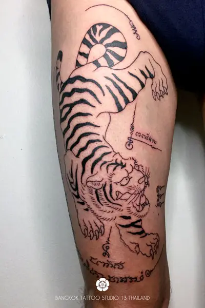 tattoo-design-sak-yant-tiger-custom-modern-design-men-on-thigh